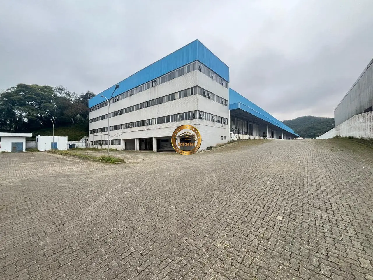 Foto 2 de 8 — Galpão Logístico 15.700 m² para Locação — Loteamento Industrial Coral, Mauá