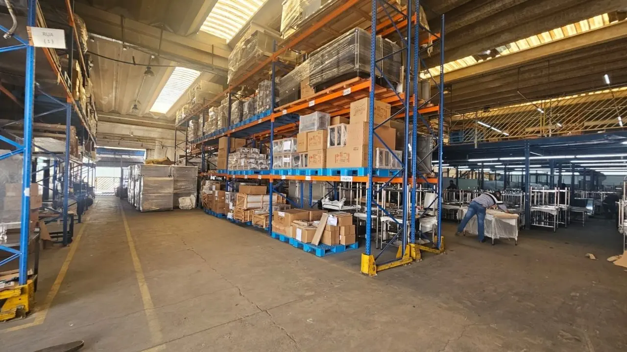 Galpão Industrial 2.126 m² — Alves Dias, São Bernardo do Campo