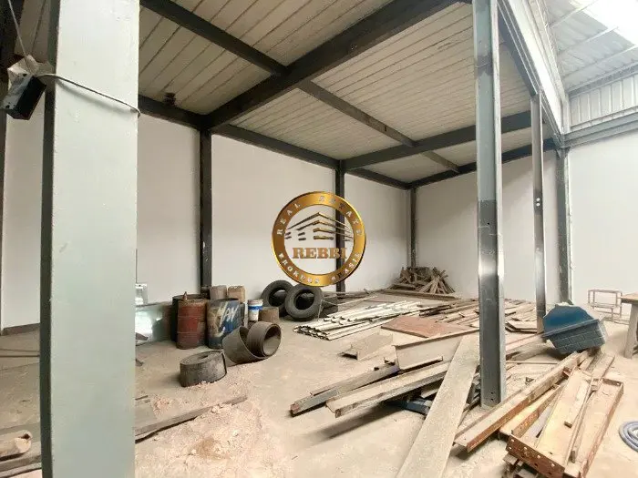 Foto 4 de 7 — Galpão Urbano 750 m² em Condomínio para Locação — Balneário São Francisco, São Paulo