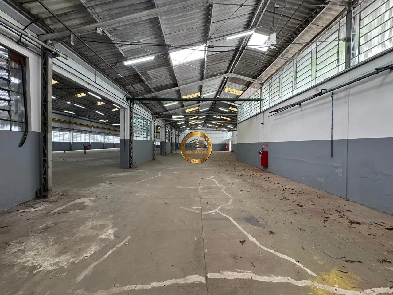 Foto 6 de 8 — Galpão Industrial 3.500 m² — Campanário, Diadema (Zoneamento ZUPI-1)