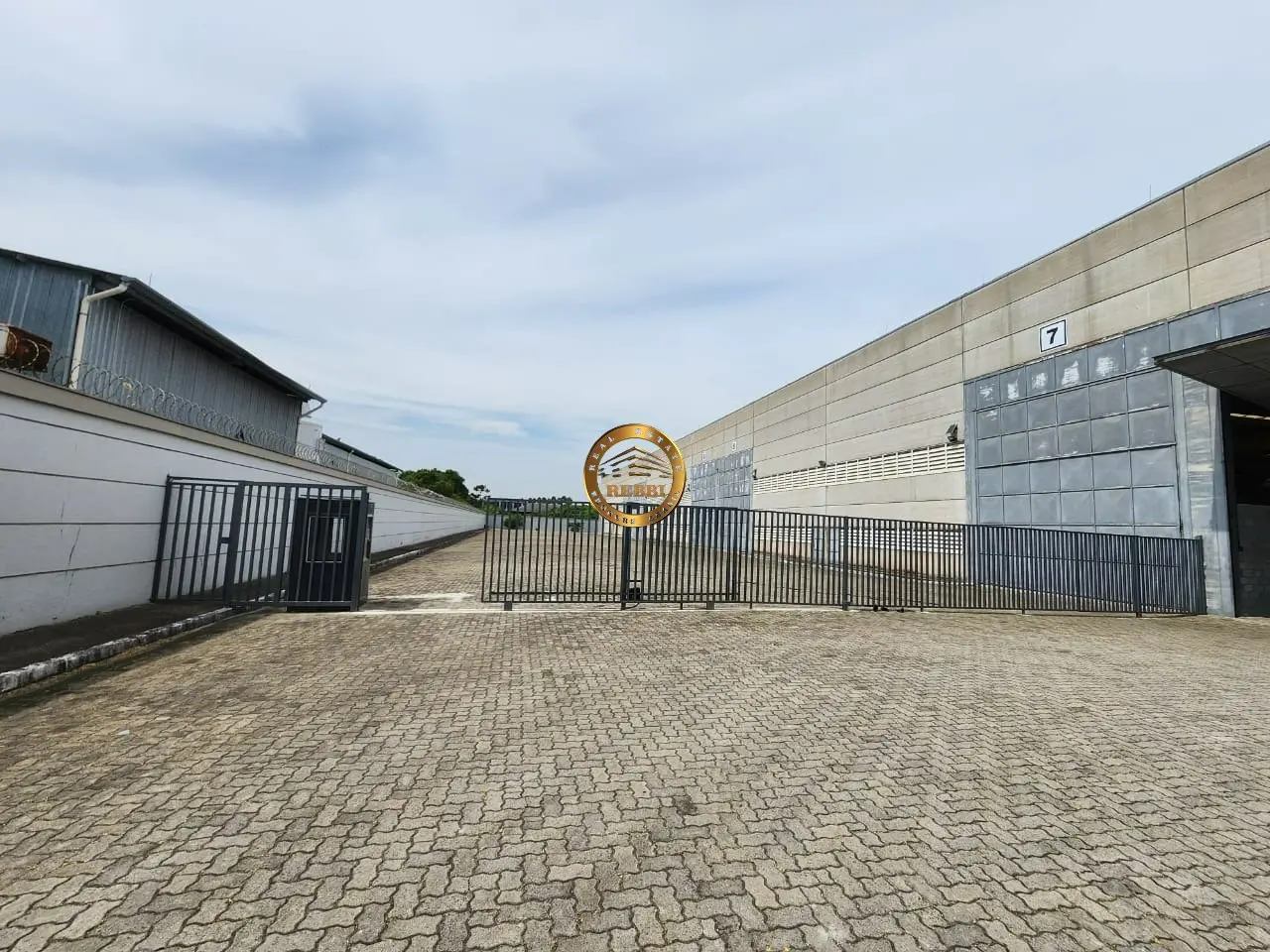 Foto 2 de 12 — Galpão Industrial 10.300 m² para locação — Vila Alpina, São Paulo