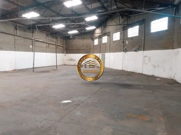 Galpão Industrial 810 m² para locação — Conceição, Diadema