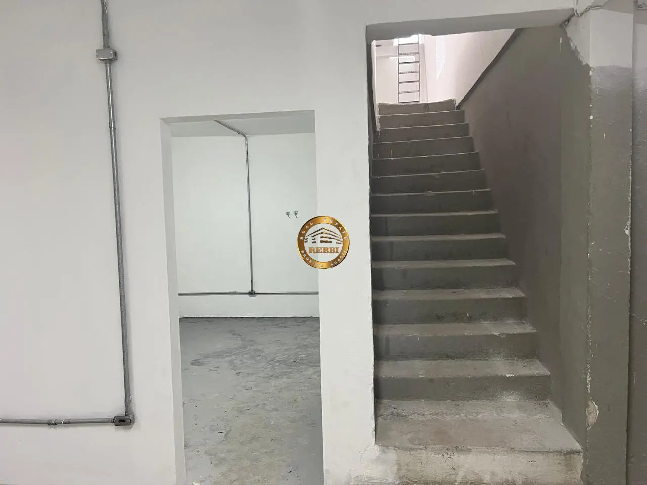 Foto 2 de 11 — Galpão Industrial 1.350 m² para locação — Campestre, Santo André