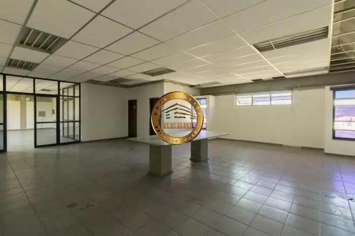 Foto 4 de 10 — Galpão Industrial 2.000 m² — Jardim Regina Alice, Barueri
