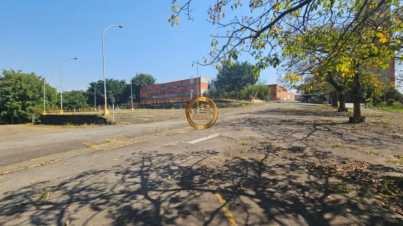 Foto 3 de 8 — Galpão Industrial 30.000 m² para Locação — Jardim Santa Cruz (Sacomã), São Paulo