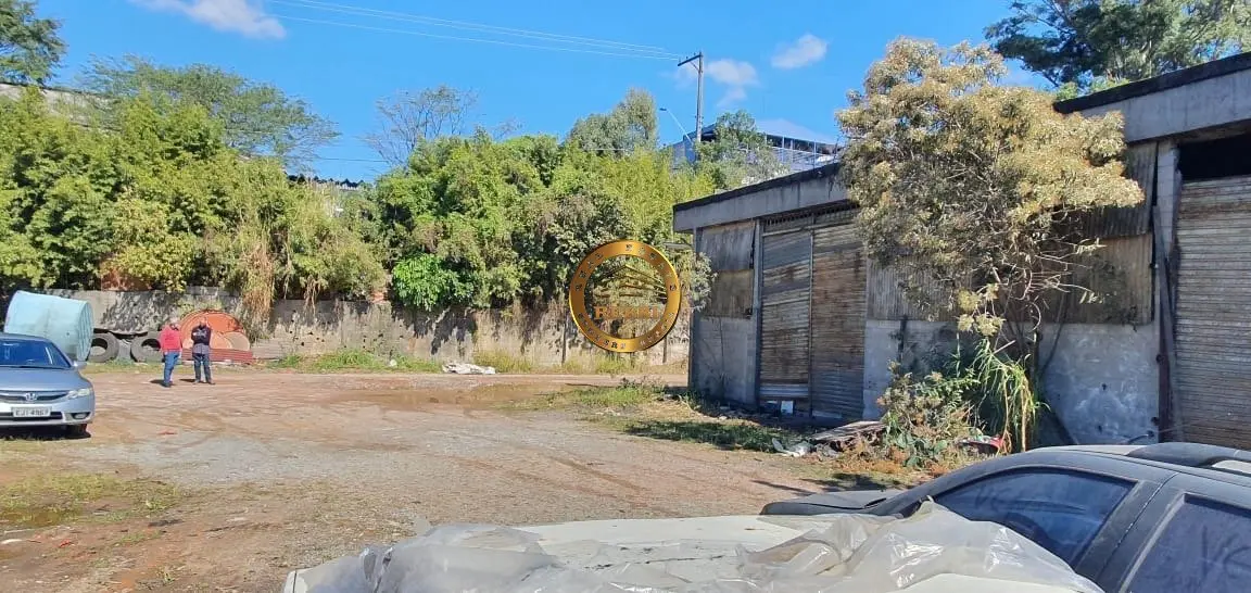 Foto 3 de 4 — Galpão Industrial 2.500 m² à venda — Casa Grande, Diadema