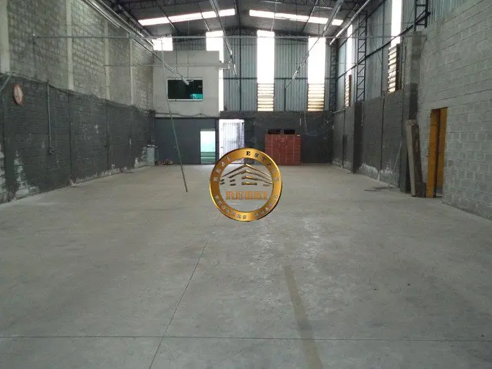 Foto 3 de 4 — Galpão Industrial 700 m² para Venda — Vila Pires, Santo André