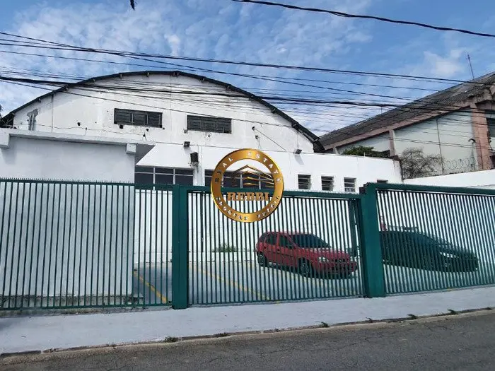 Foto 3 de 7 — Galpão Industrial 1.640 m² à venda, com renda — Casa Grande, Diadema