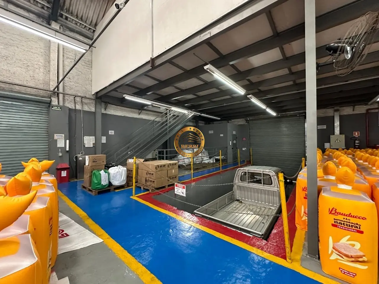Foto 6 de 10 — Galpão Industrial 2.097 m² para venda e locação — Conceição, Diadema