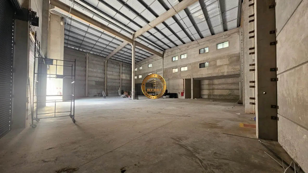 Foto 2 de 28 — Galpão Industrial 1.600 m² recém-construído para locação — Canhema, Diadema