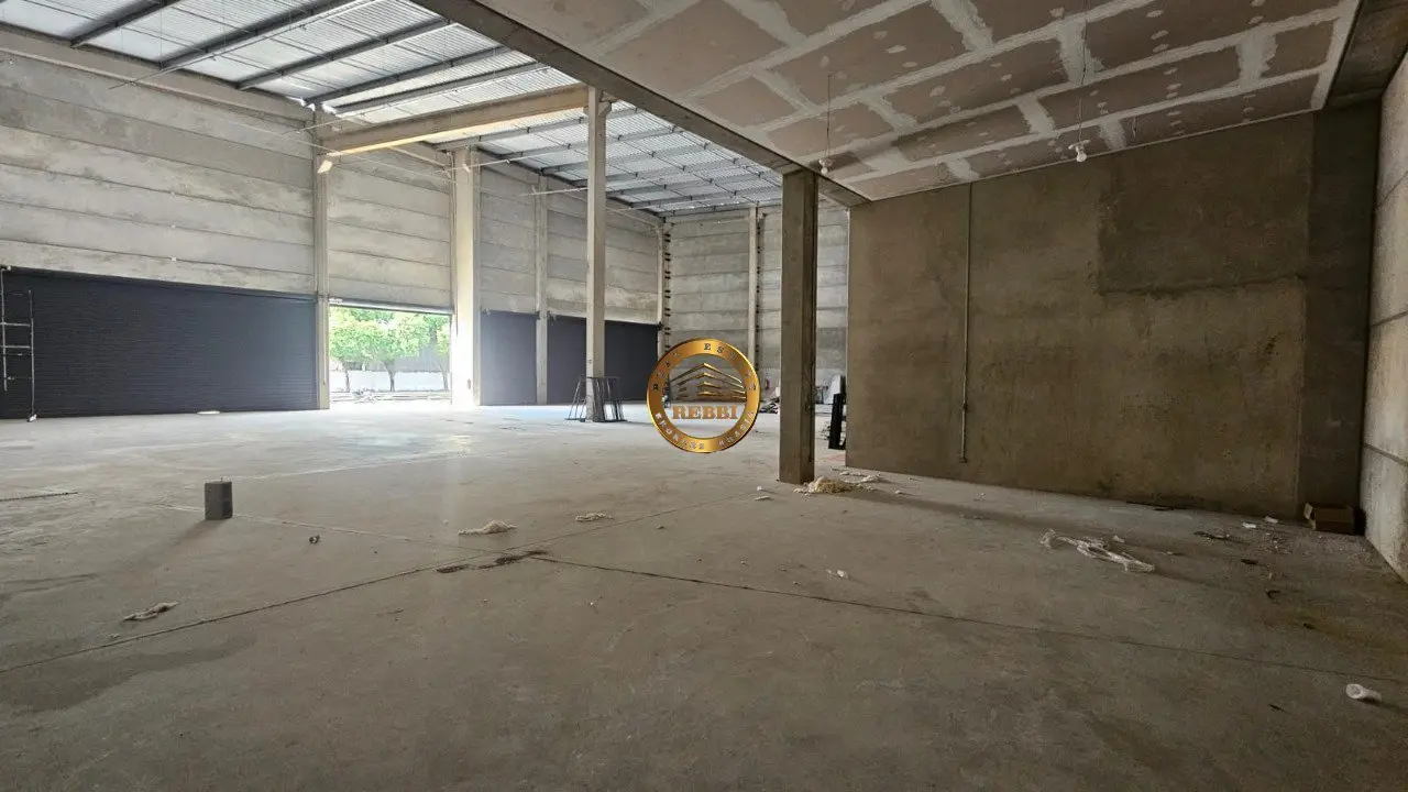 Foto 4 de 28 — Galpão Industrial 1.600 m² recém-construído para locação — Canhema, Diadema