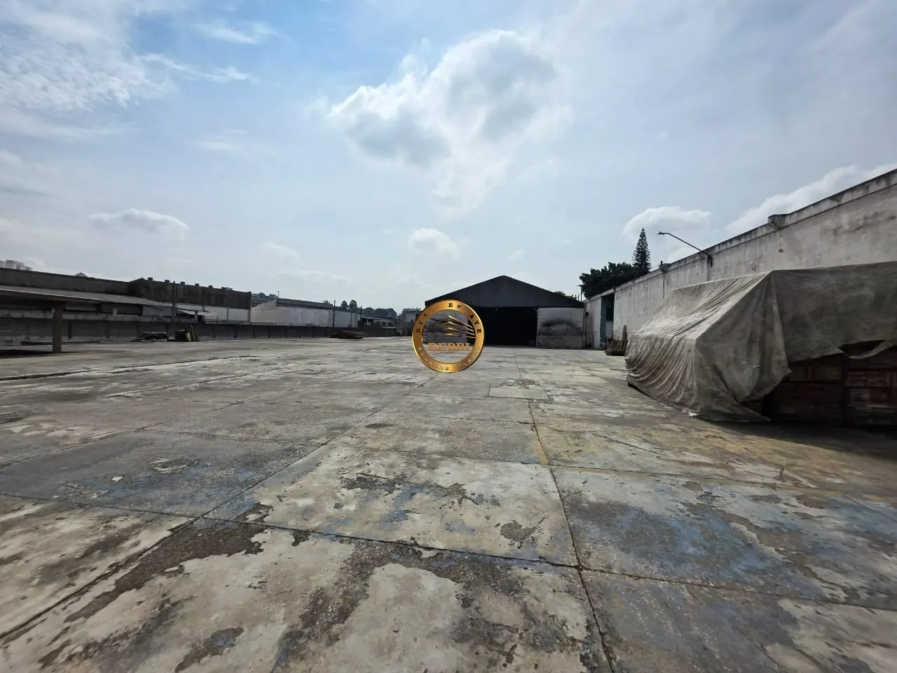 Foto 2 de 14 — Galpão Logístico 677 m² para locação — Serraria, Diadema