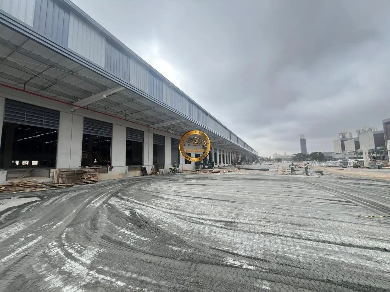 Foto 2 de 6 — Galpão Logístico 2.806 m² em Condomínio — Bangu, Santo André