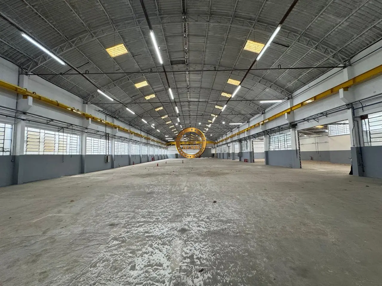 Foto 3 de 8 — Galpão Industrial 3.500 m² — Campanário, Diadema (Zoneamento ZUPI-1)