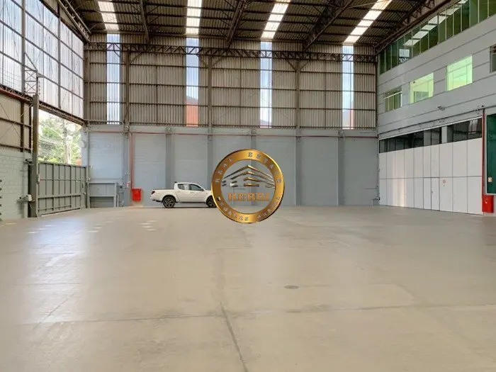 Foto 3 de 4 — Galpão Industrial 1.394 m² à Venda, com Renda — Vila Nogueira, Diadema