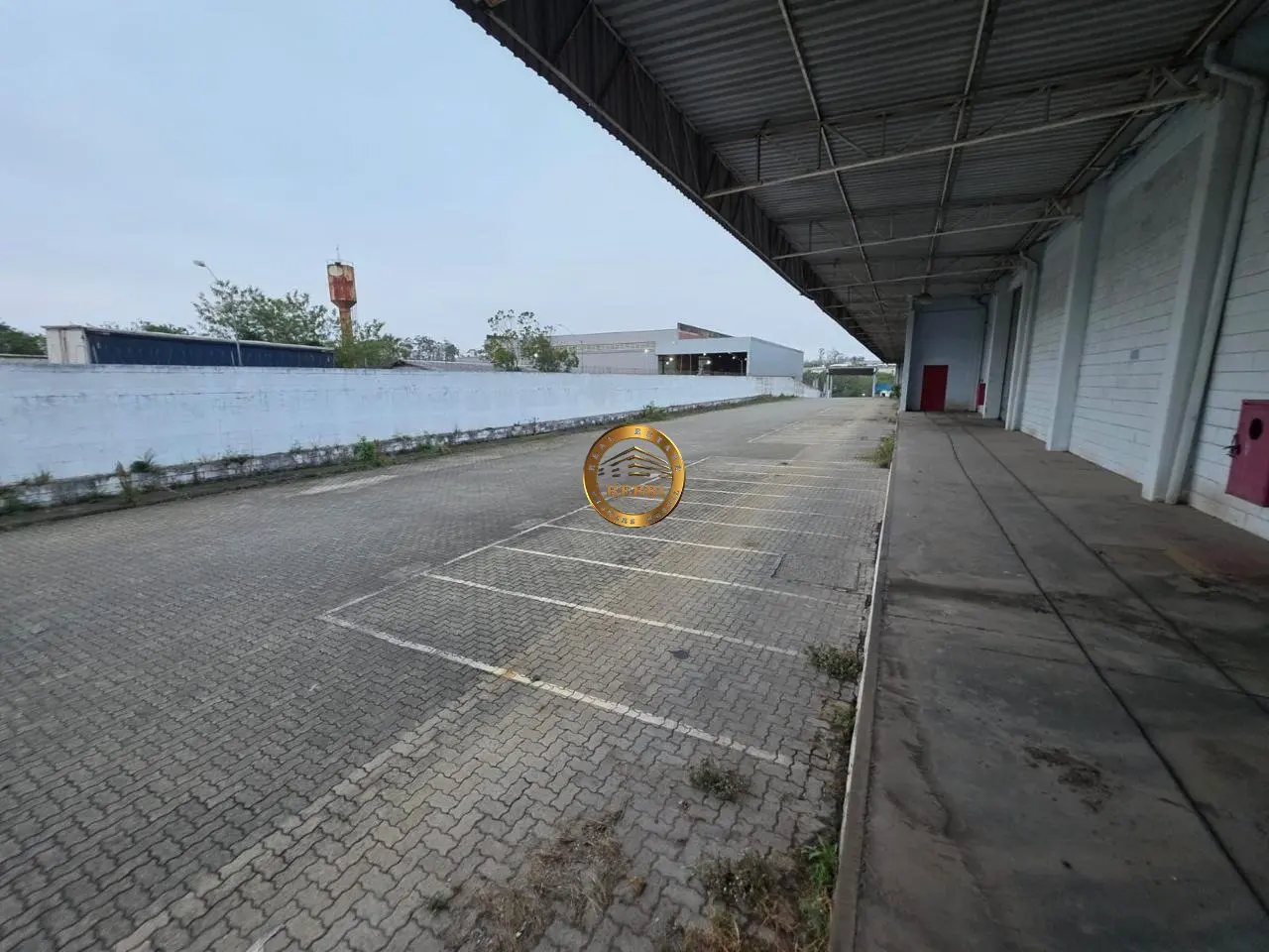 Galpão Logístico 15.700 m² para Locação — Loteamento Industrial Coral, Mauá