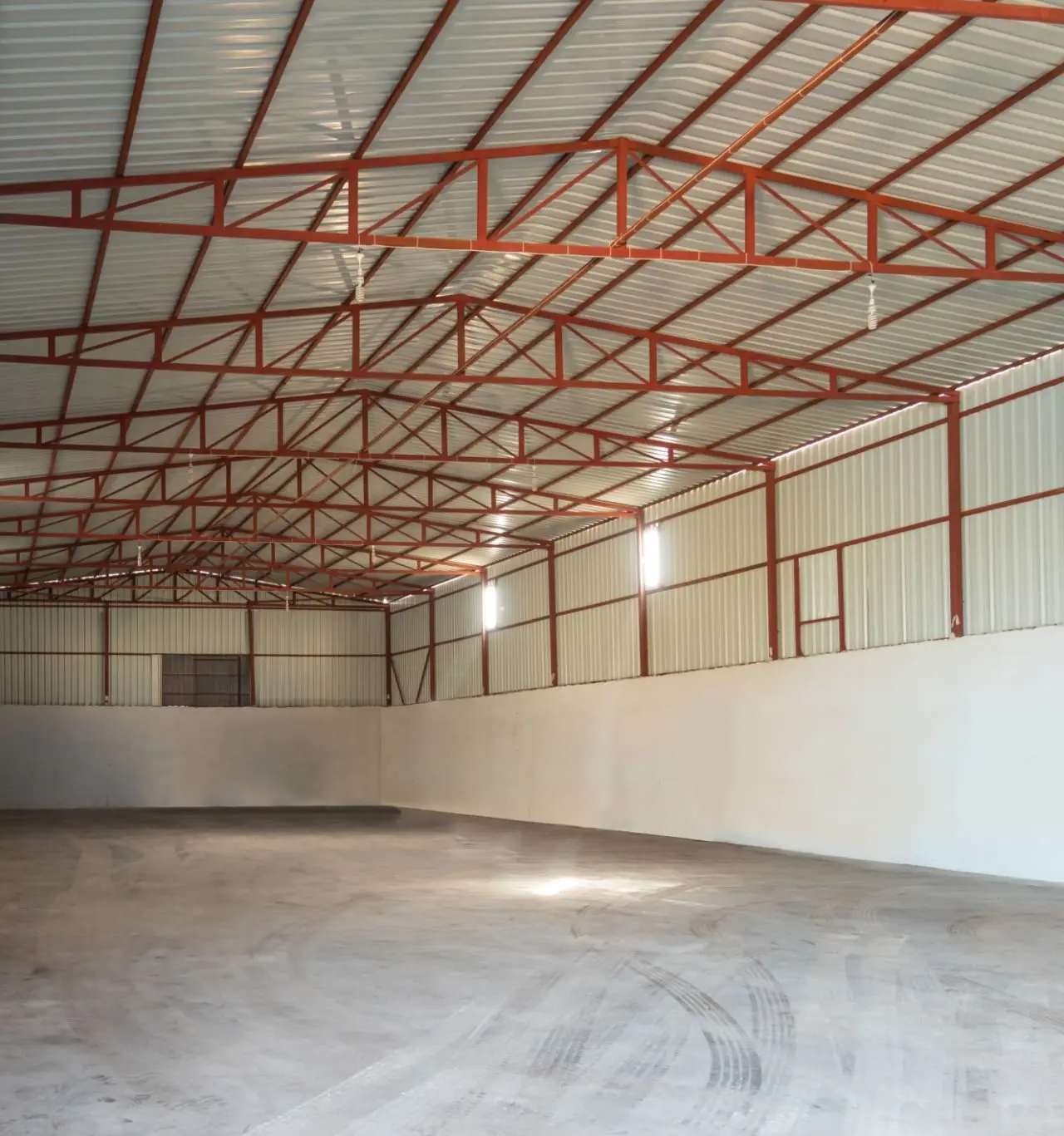 Barracão 960 m² — São José dos Pinhais