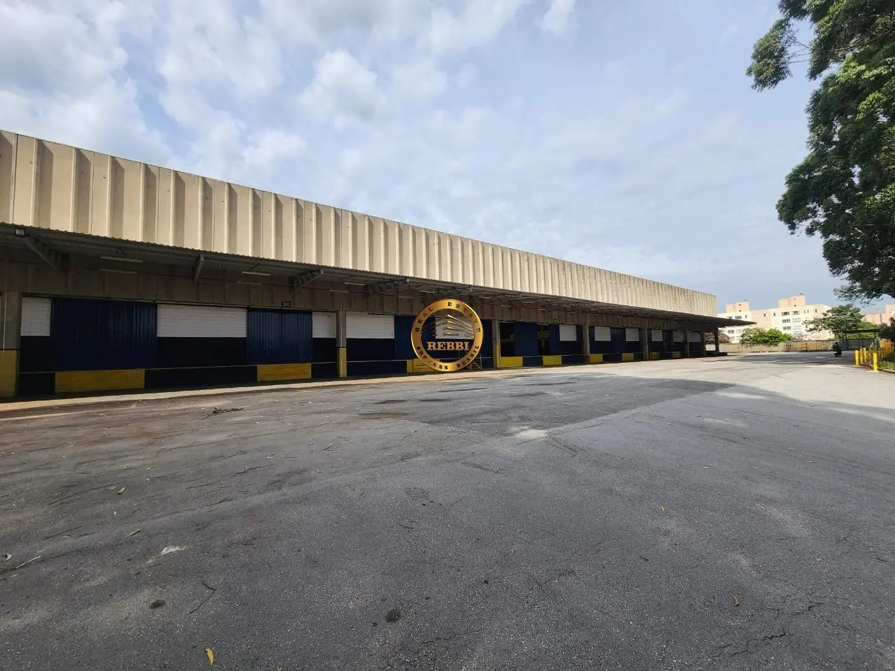 Foto 3 de 18 — Galpão Industrial 40.371 m² para locação — Jardim Utinga, Santo André