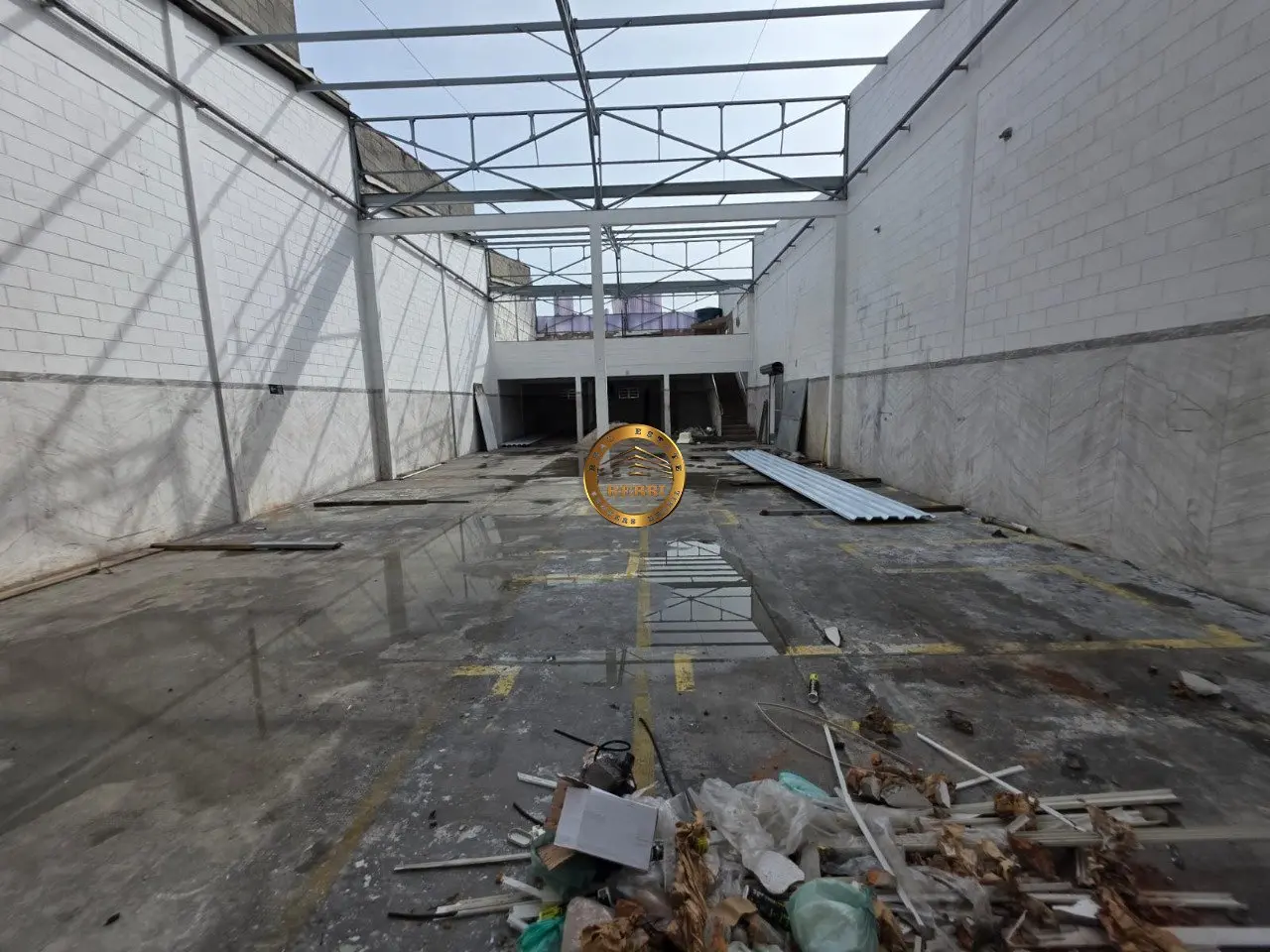 Foto 5 de 9 — Galpão Industrial 619 m² para locação — Conceição, Diadema (nº 905)