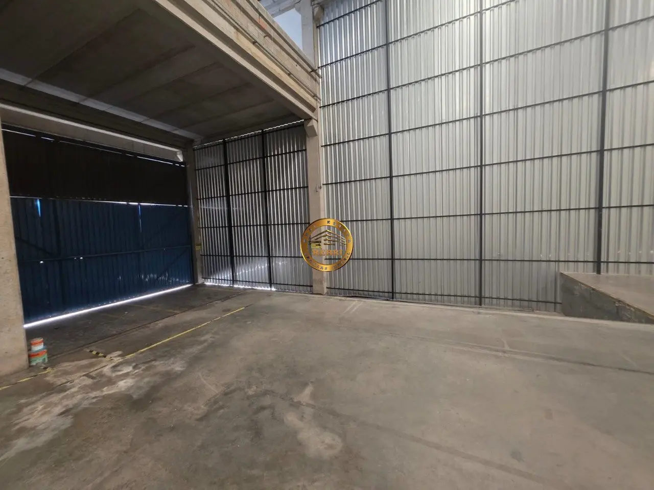 Foto 2 de 5 — Galpão Industrial 1.025 m² para locação — Piraporinha, Diadema