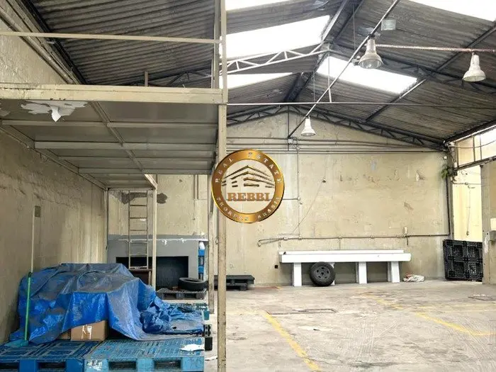 Foto 2 de 12 — Galpão Industrial 900 m² à venda — Quinta da Paineira (Prof. Anhaia Mello), São Paulo