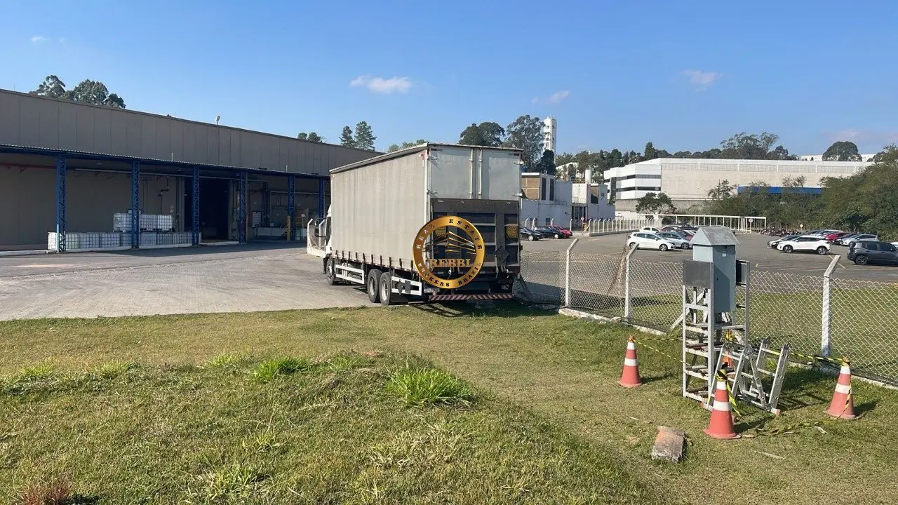 Foto 3 de 9 — Galpão Industrial 5.300 m² para locação — Água Chata, Guarulhos