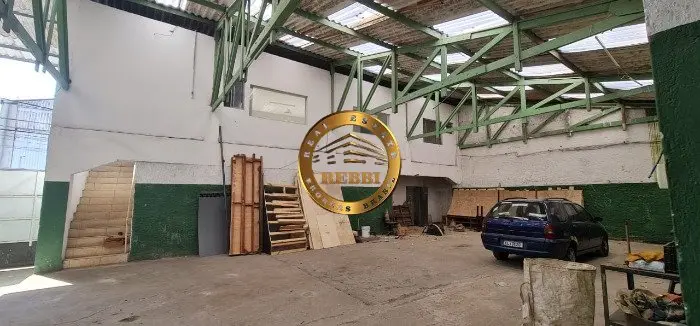 Foto 3 de 5 — Galpão Industrial 1.100 m² para locação — Jardim, Santo André