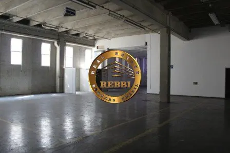 Galpão Industrial 2.194 m² com renda para venda — Jurubatuba, São Paulo