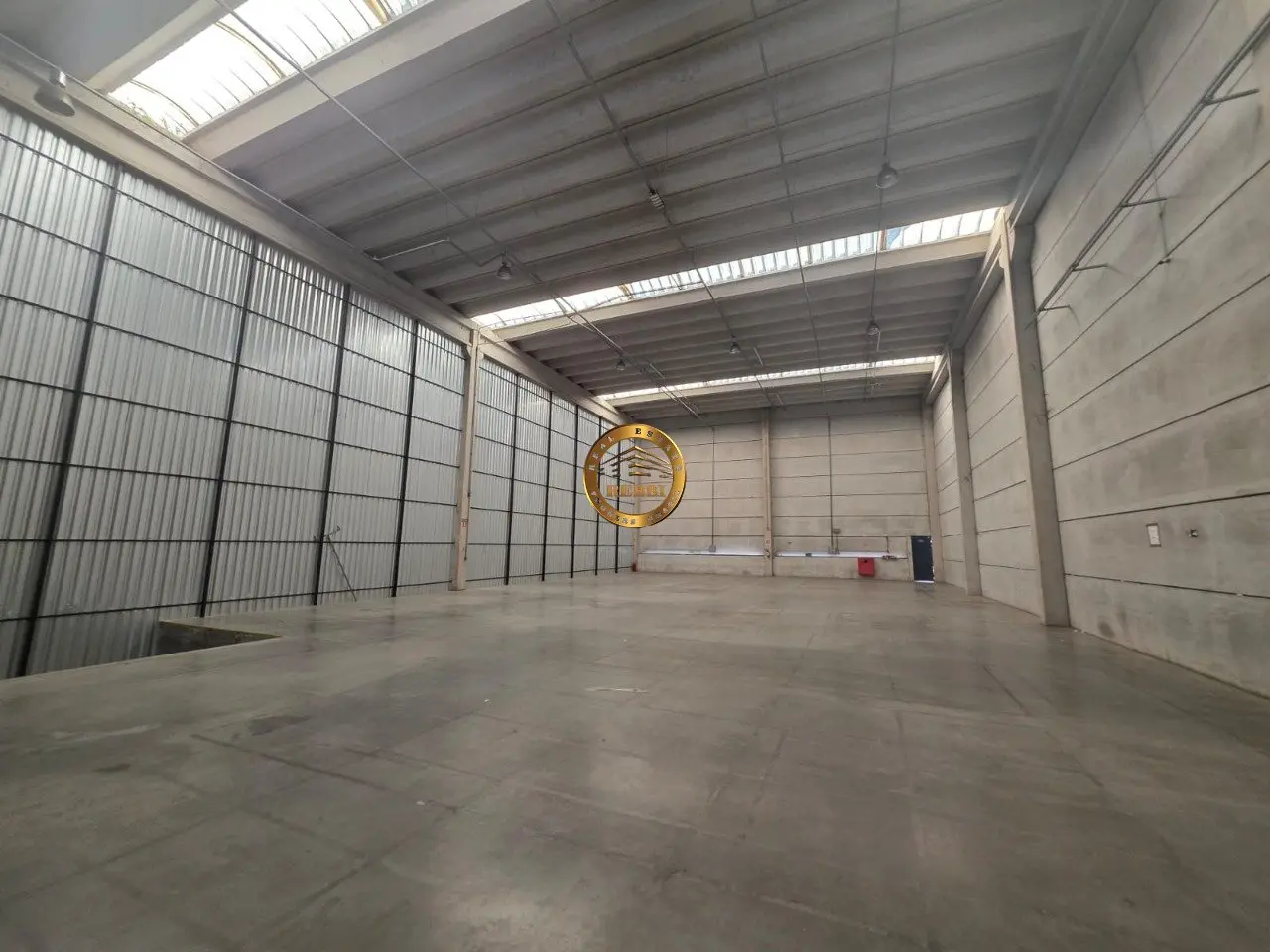 Galpão Industrial 1.025 m² para locação — Piraporinha, Diadema