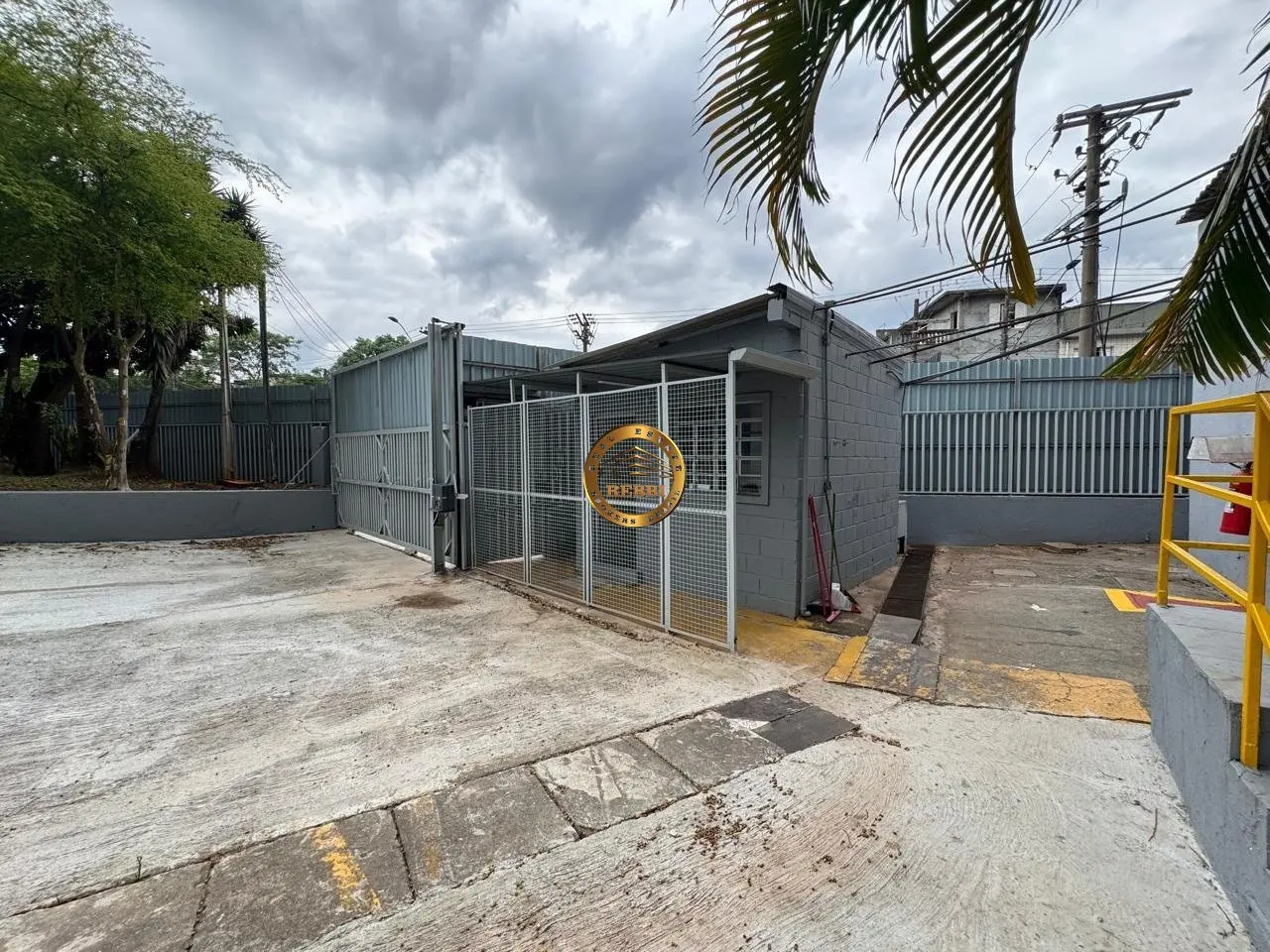 Foto 2 de 8 — Galpão Industrial 3.500 m² — Campanário, Diadema (Zoneamento ZUPI-1)