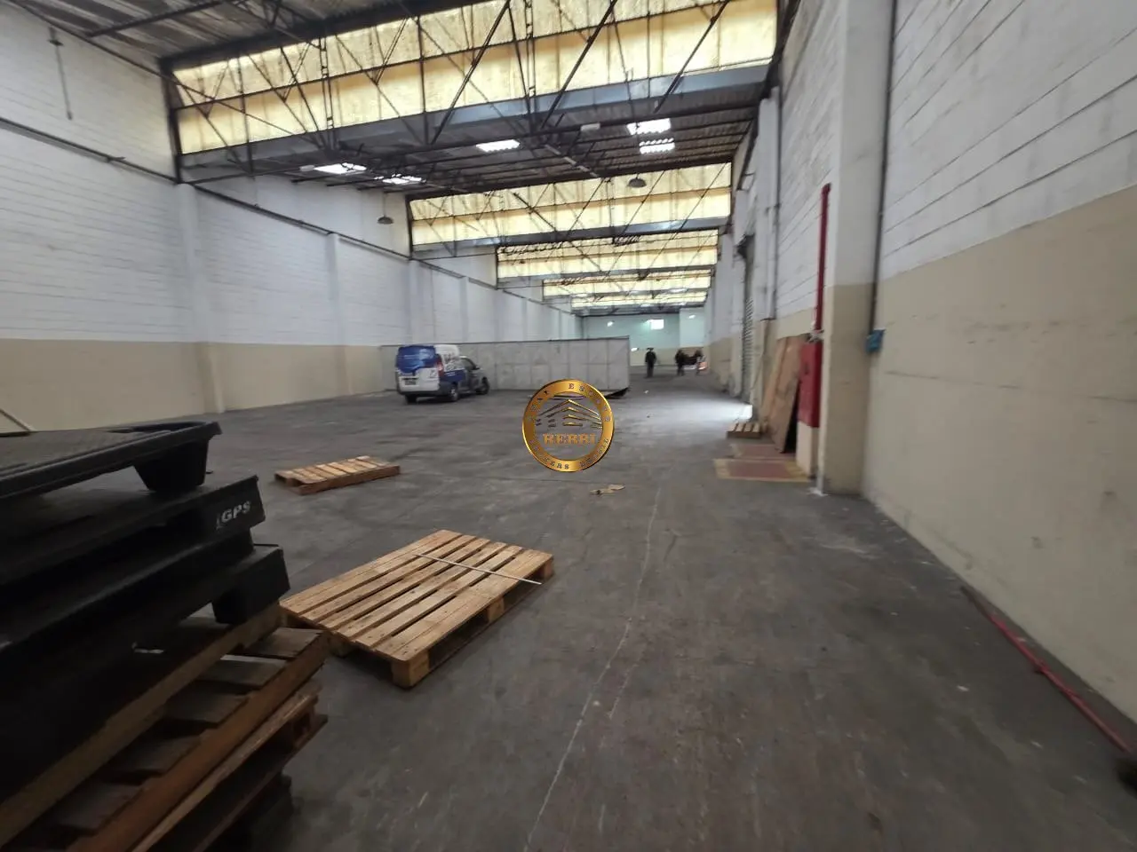 Foto 2 de 16 — Galpão Industrial 1.750 m² para locação — Campanário, Diadema