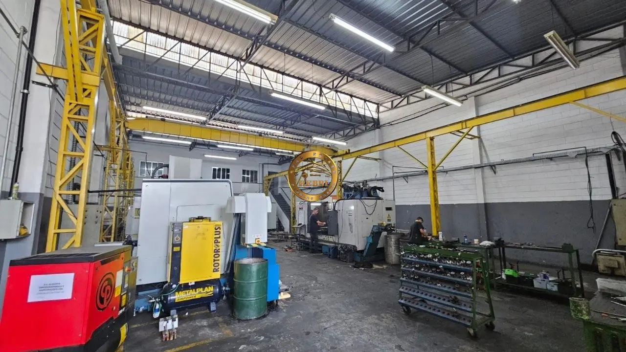 Foto 1 de 6 — Galpão Industrial 690 m² para locação — Conceição, Diadema