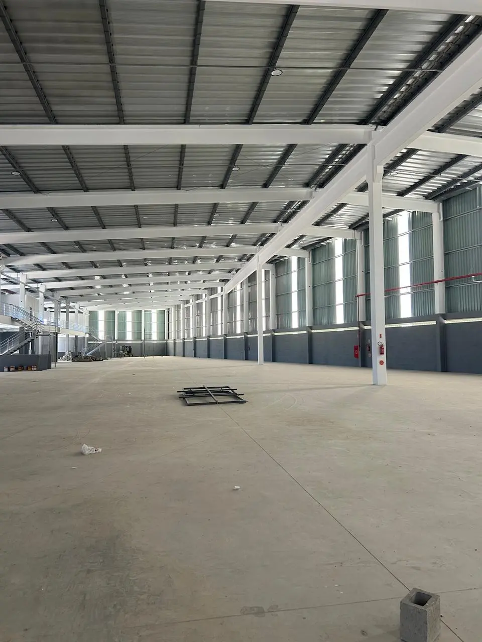 Barracão 1.400 m² — São José dos Pinhais