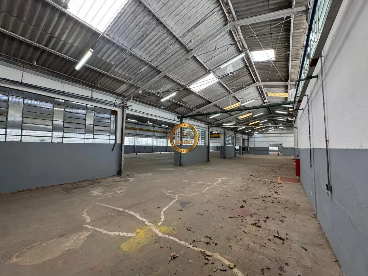 Foto 5 de 8 — Galpão Industrial 3.500 m² — Campanário, Diadema (Zoneamento ZUPI-1)