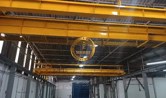 Foto 2 de 15 — Galpão Industrial 1.800 m² para Venda e Locação — Vila Nogueira, Diadema