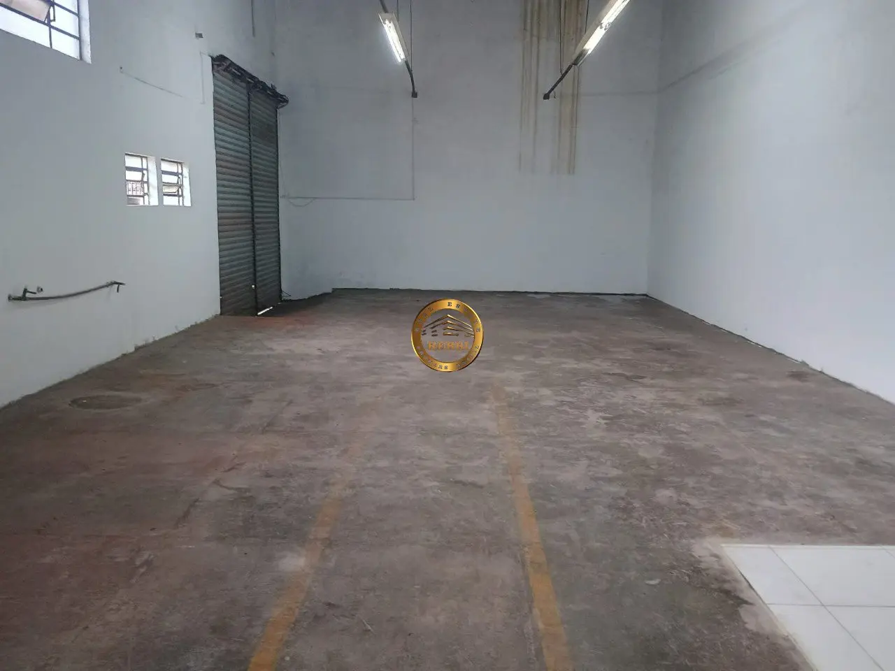 Foto 1 de 3 — Galpão Urbano 237 m² para locação — Casa Grande, Diadema