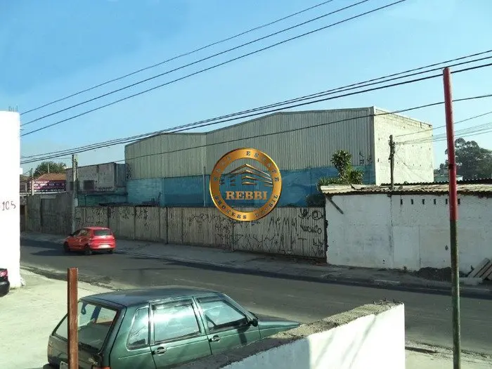 Galpão Industrial 700 m² para Venda — Vila Pires, Santo André