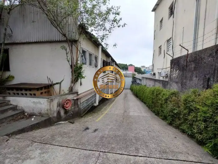 Foto 6 de 10 — Galpão Industrial 862 m² para locação — Jardim Stella, Santo André