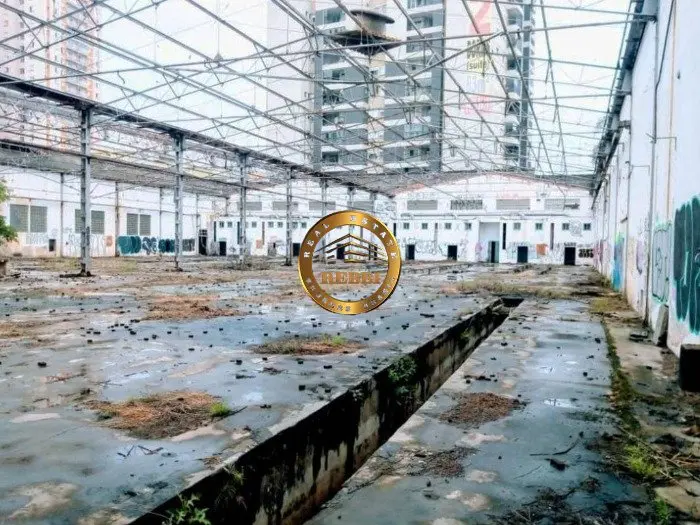 Terreno Industrial 2.392 m² — Silveira, Santo André