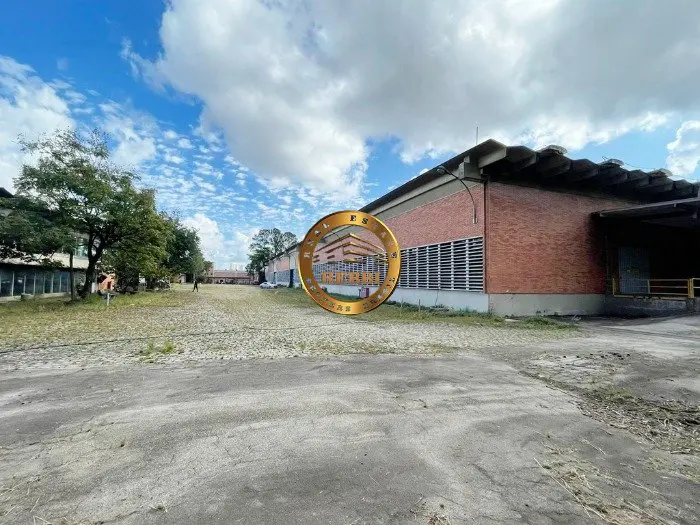 Foto 2 de 11 — Galpão Industrial 25.000 m² para locação — Vila Gea, São Paulo